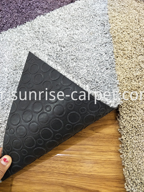 Shagy carpet tile in triangle shape 